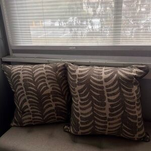 NEW Set of 2 (or 4 available) couch pillows | 21x21